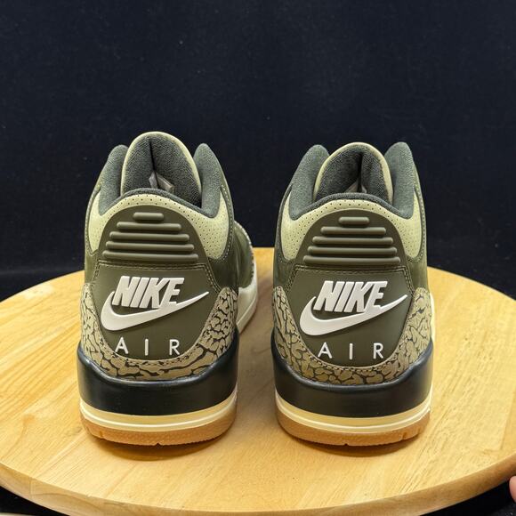 Air Jordan 3 Retro Family Affair Men's Size 9 Medium Olive/Sequoia DN3707-202 - Picture 4 of 10